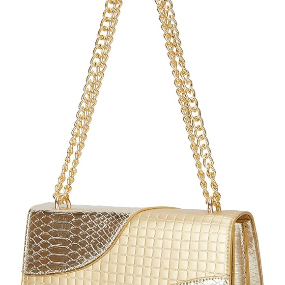 Gold Faux Leather Crossbody Bad W/Shoulder Chain Strap - Picture 3 of 7